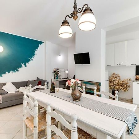 フォルリCampus Houseアパートメント エクステリア 写真